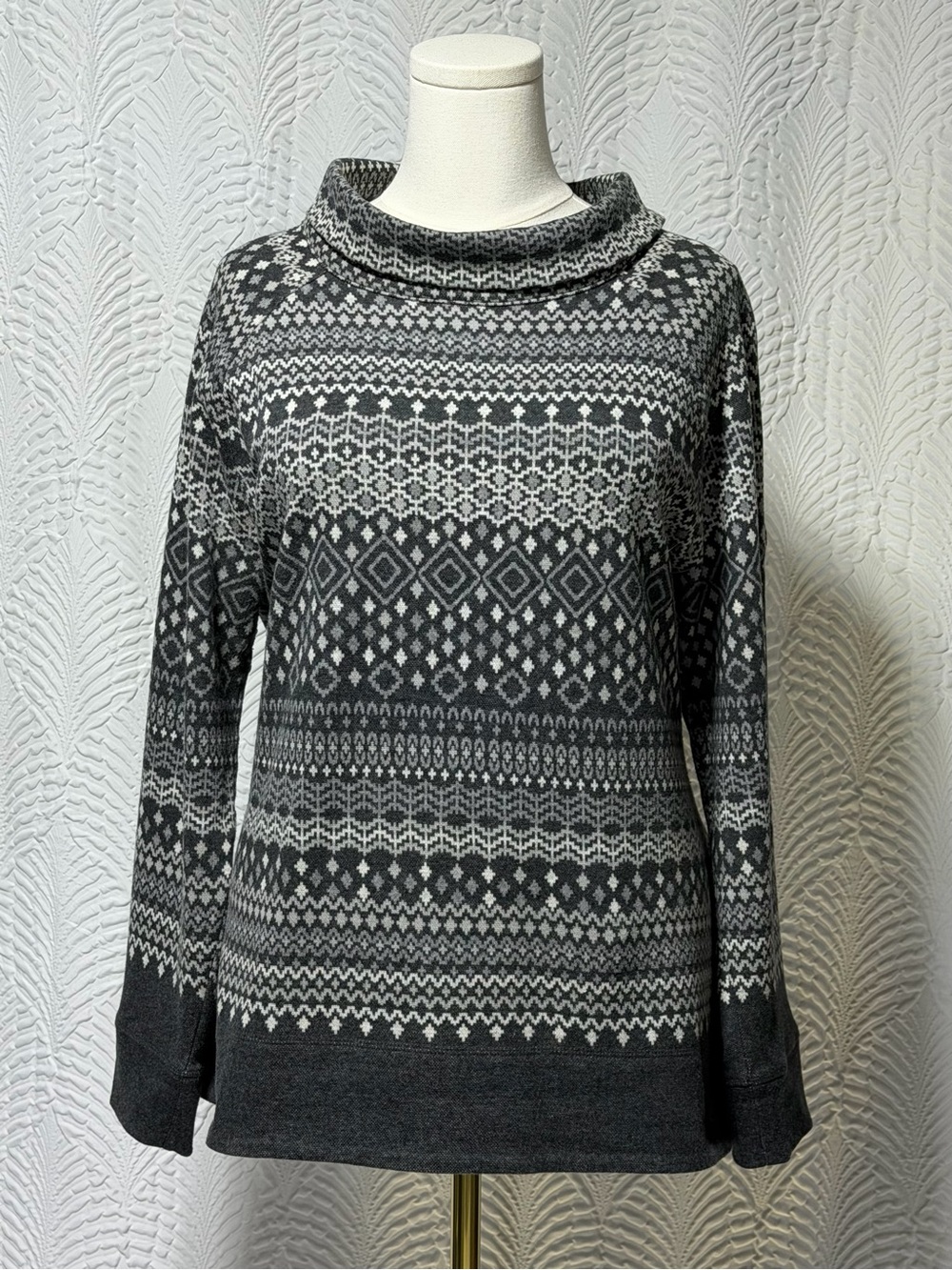 T by Talbots Gray Jacquard Funnel Neck Knit Top (Size XLP)